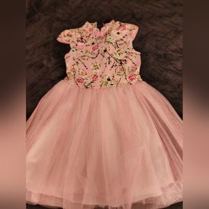 Girls size 12 Asian inspired pink dress. Fully lined top to bottom. Like new!🔥